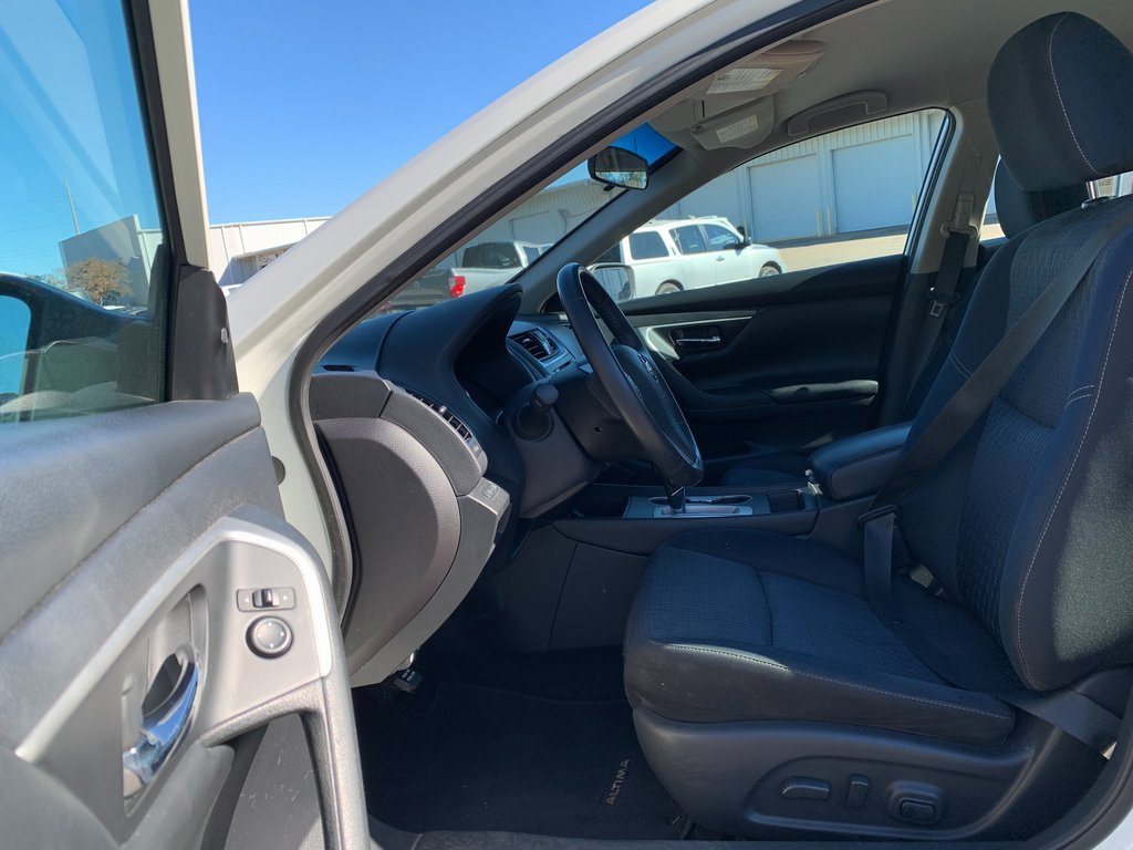Used 2017 Nissan Altima 2.5 SV image 20