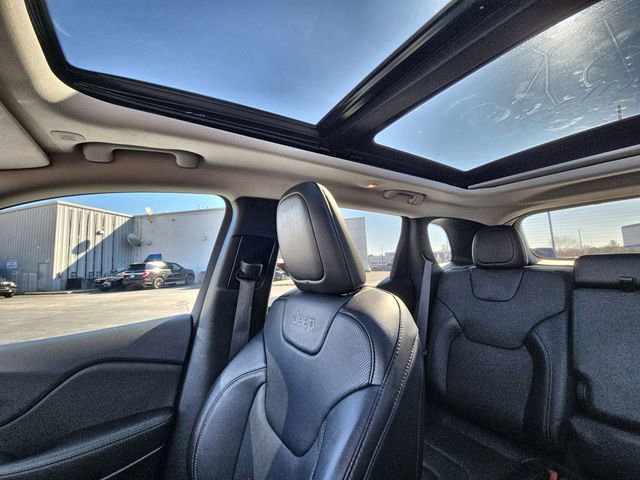 Used 2022 Jeep Cherokee Limited image 26