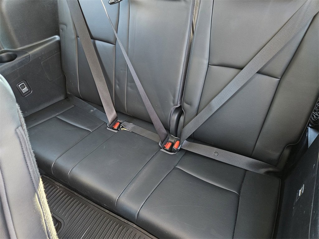 Certified 2023 Toyota Highlander XLE image 31