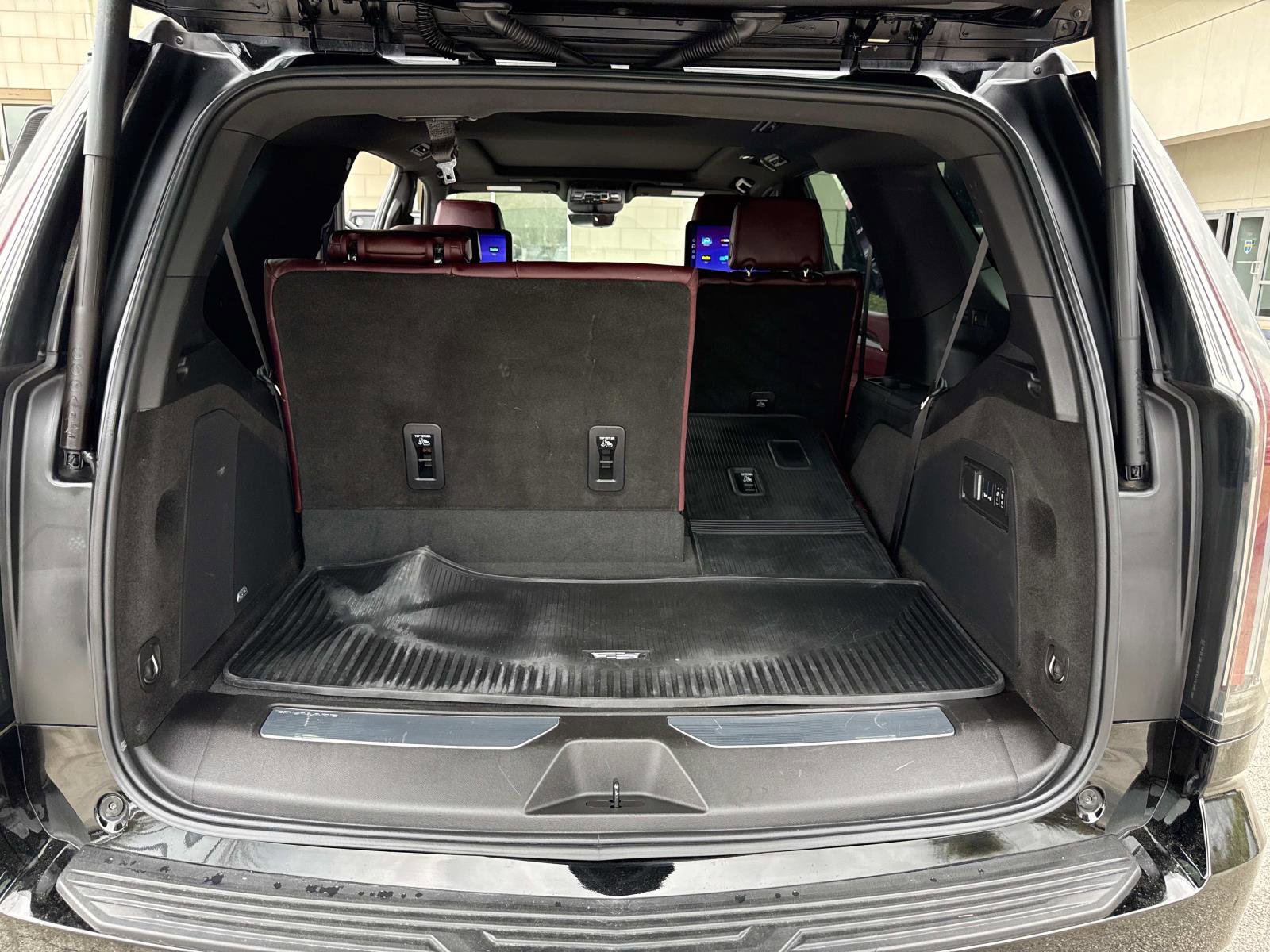 Certified 2025 Cadillac Escalade Sport w/ Touring Package AWD/4WD image 12
