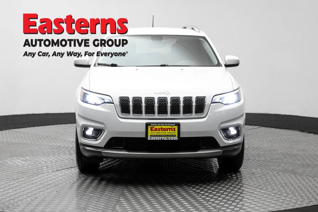 Used 2019 Jeep Cherokee Limited AWD/4WD image 2