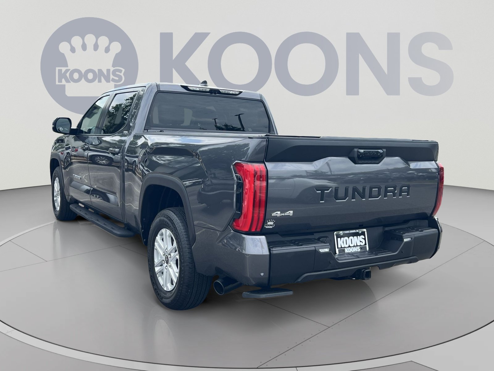 Used 2024 Toyota Tundra SR5 w/ SR5 Premium Package AWD/4WD image 4