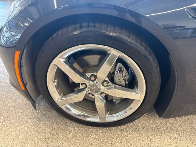Certified 2015 Chevrolet Corvette Stingray Convertible w/ 2LT Preferred Equipment Group RWD image 17