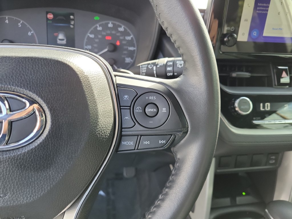 Used 2024 Toyota Corolla Cross AWD Hybrid image 28