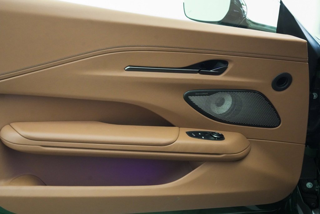 New 2026 Aston Martin V8 Vantage S image 6