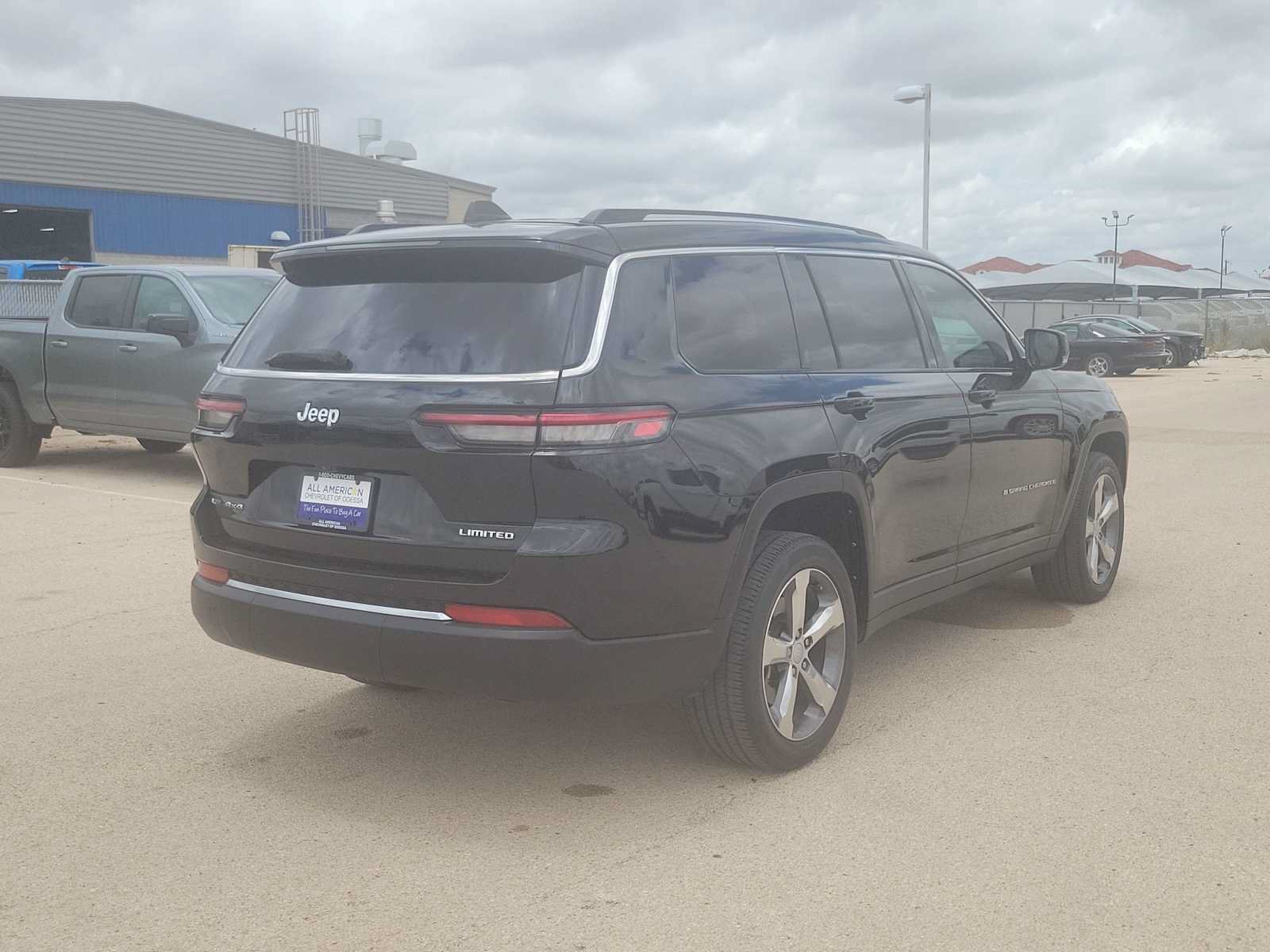 Used 2021 Jeep Grand Cherokee L Limited AWD/4WD image 8