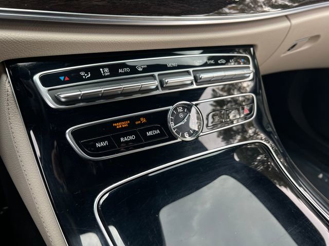 Used 2018 Mercedes-Benz E 400 4MATIC Sedan image 28