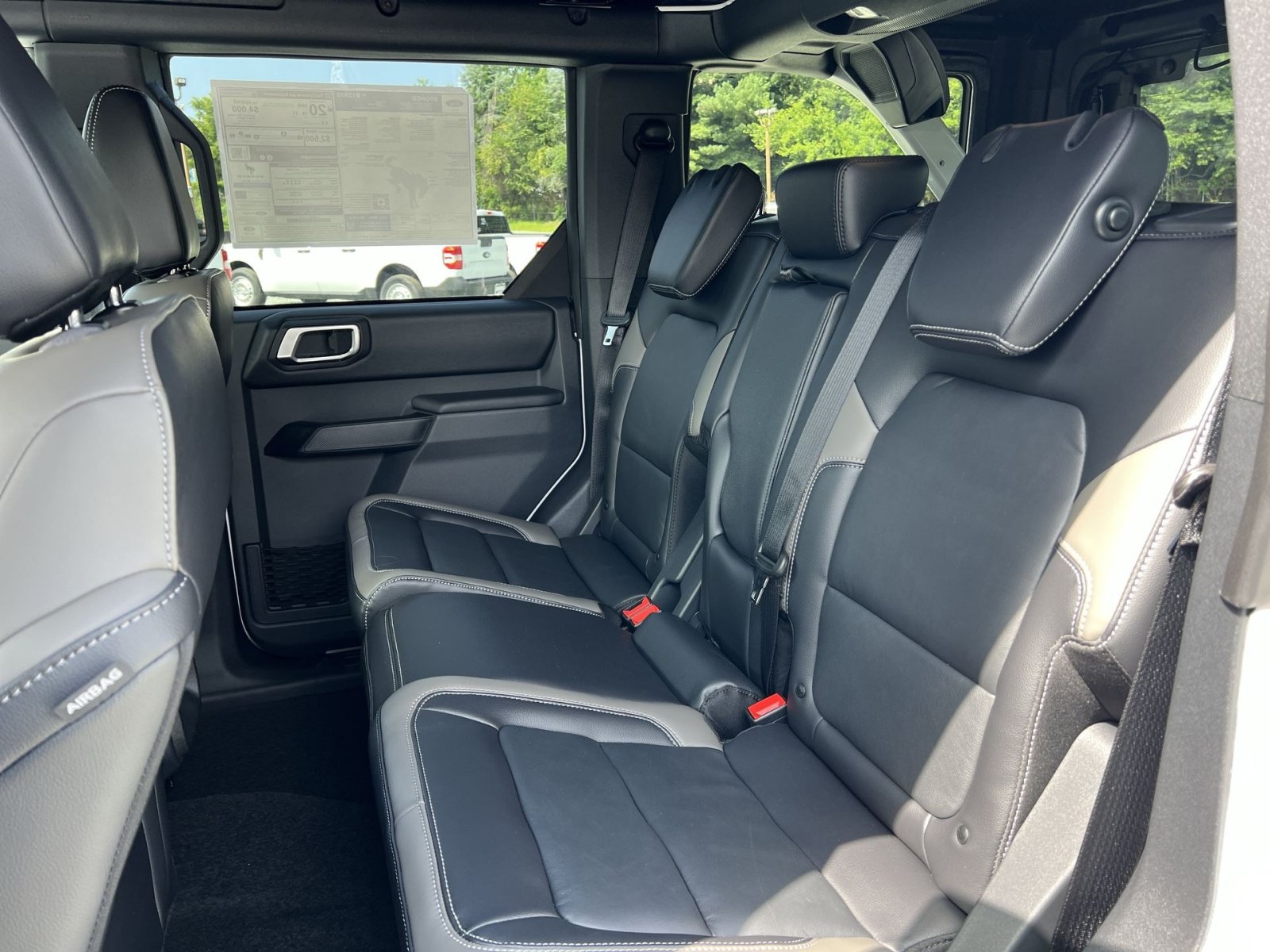 New 2026 Ford Bronco Outer Banks AWD/4WD image 24