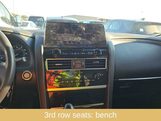 Used 2024 INFINITI QX80 Premium Select w/ Cargo Package image 19