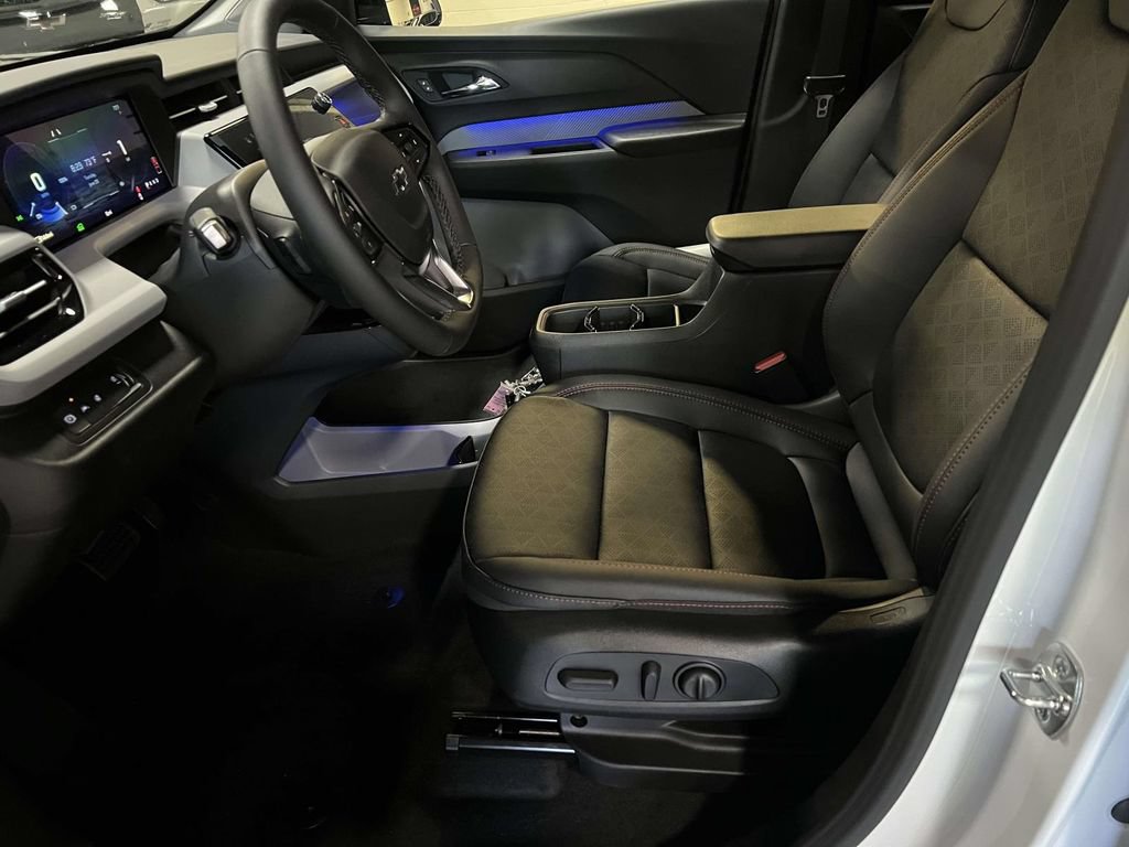 New 2027 Chevrolet Bolt RS FWD image 14