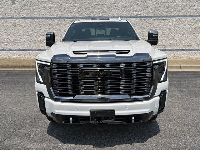 Used 2024 GMC Sierra 2500 Denali Ultimate AWD/4WD image 2
