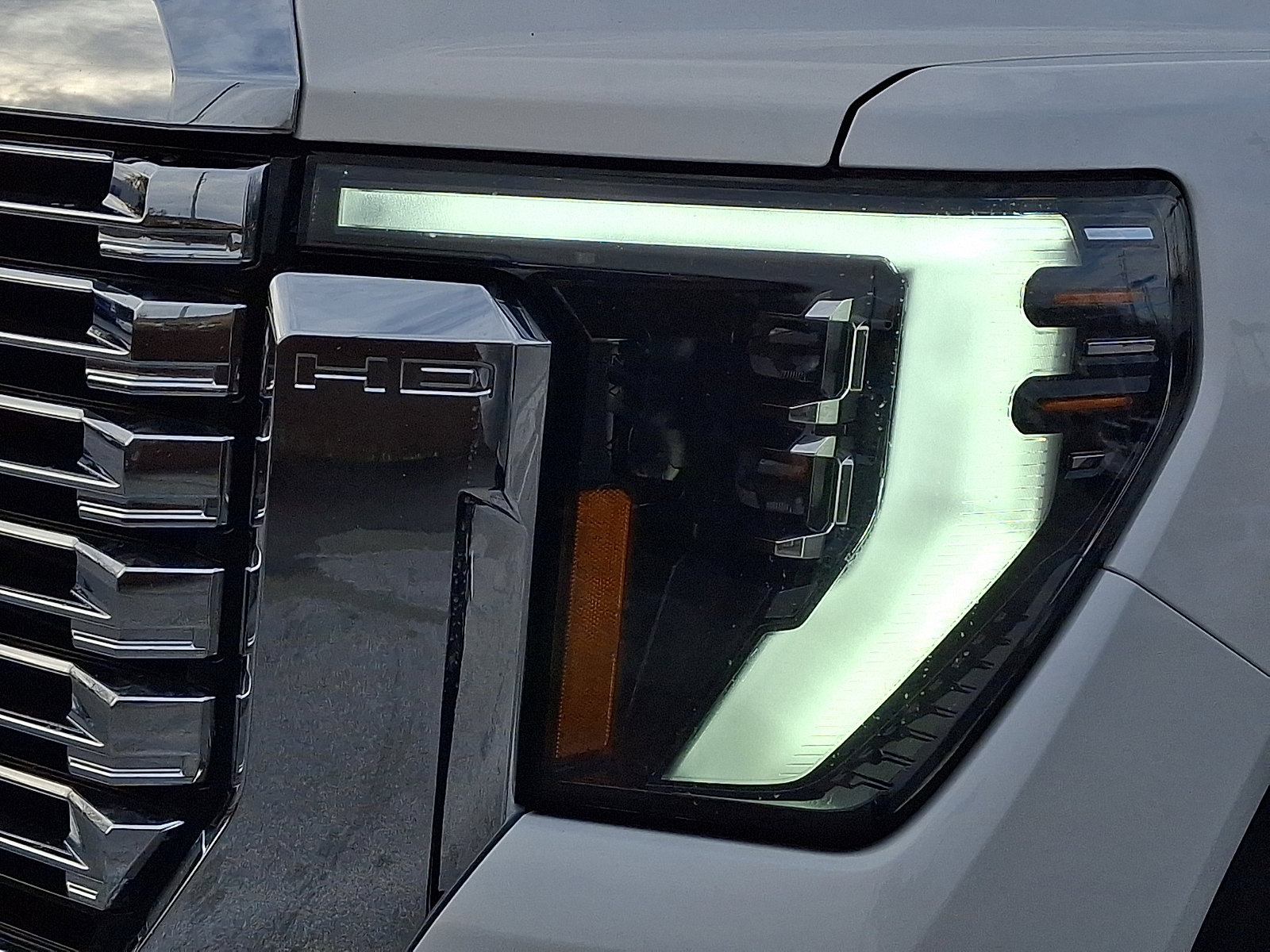 Certified 2025 GMC Sierra 2500 Denali w/ Denali Reserve Package image 9