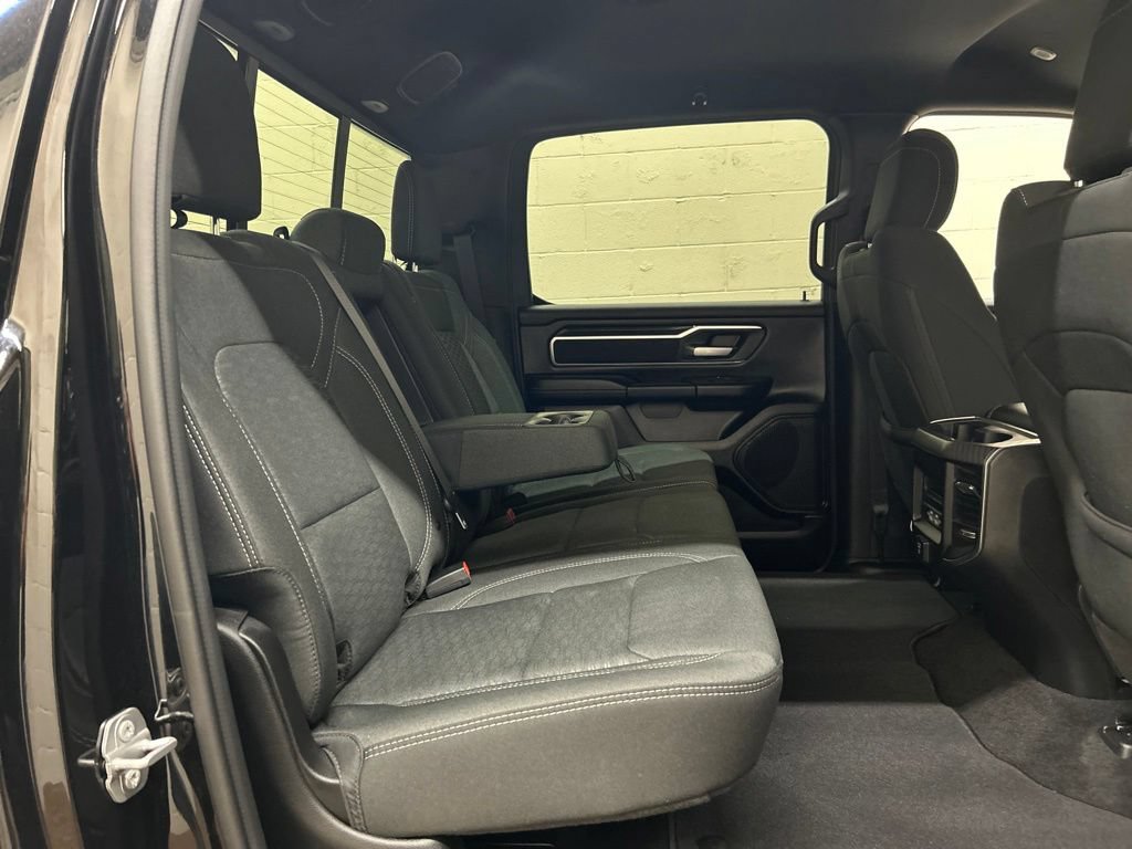 Used 2025 RAM 1500 Big Horn AWD/4WD image 9