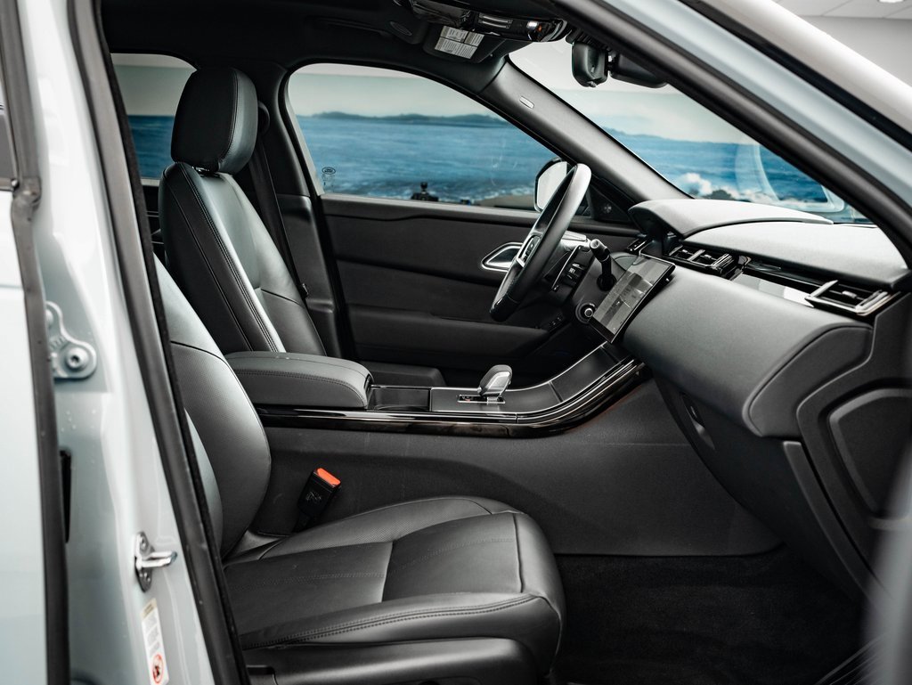 Used 2024 Land Rover Range Rover Velar Dynamic SE image 25