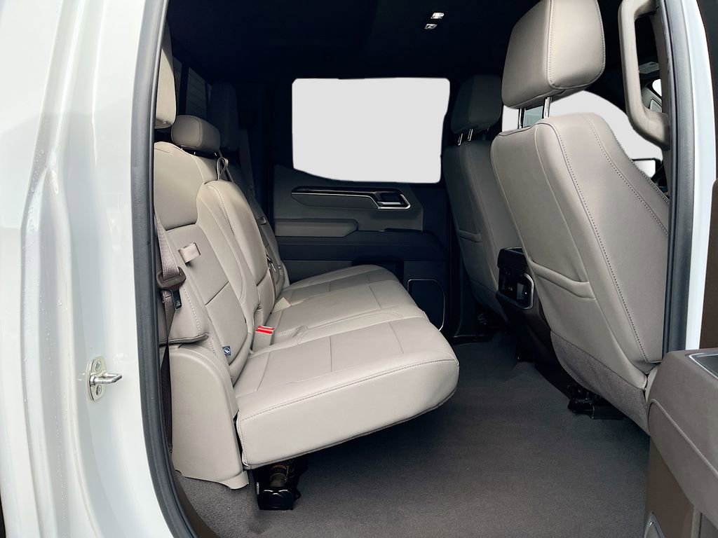 Used 2025 Chevrolet Silverado 1500 LTZ w/ Technology Package image 30