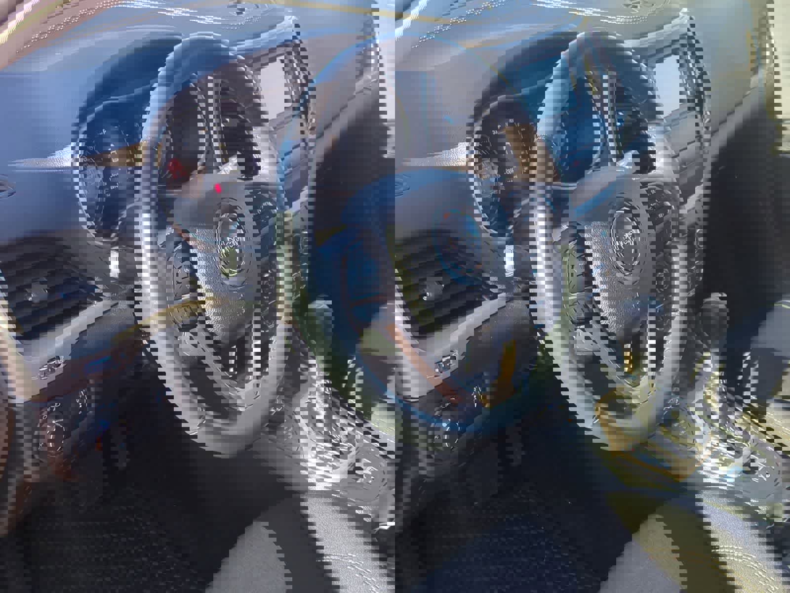 Used 2016 Jeep Cherokee Sport w/ Cold Weather Group image 10