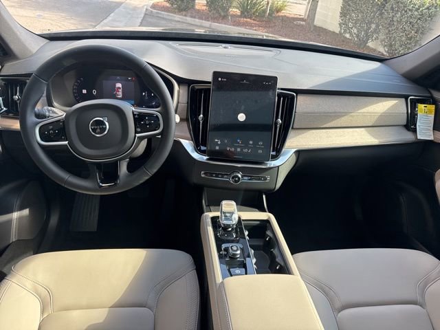 New 2026 Volvo XC90 B6 Plus w/ Protection Package image 24