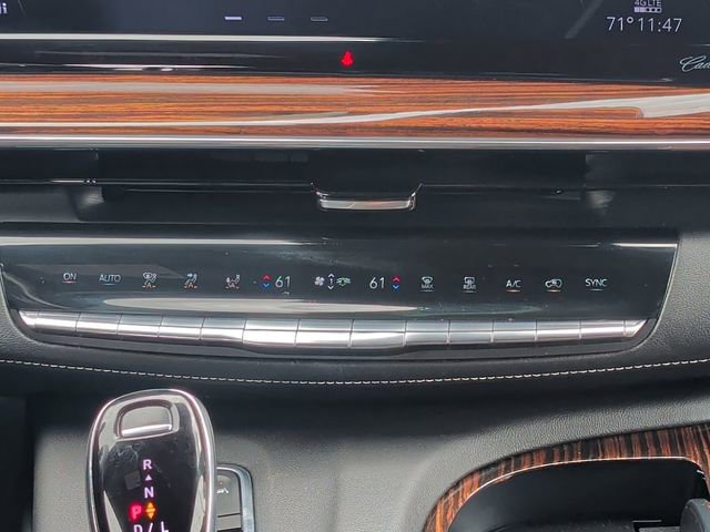 Used 2021 Cadillac Escalade Premium Luxury image 4
