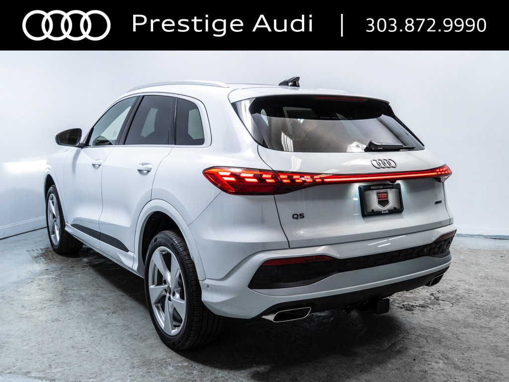 Used 2025 Audi Q5 Premium Plus w/ Premium Plus AWD/4WD image 4