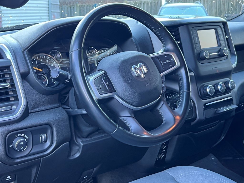 Used 2021 RAM 1500 Big Horn image 17