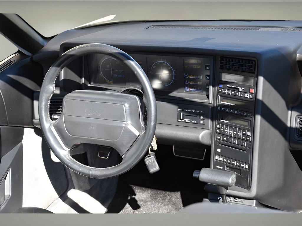 Used 1990 Cadillac Allante Base FWD image 14
