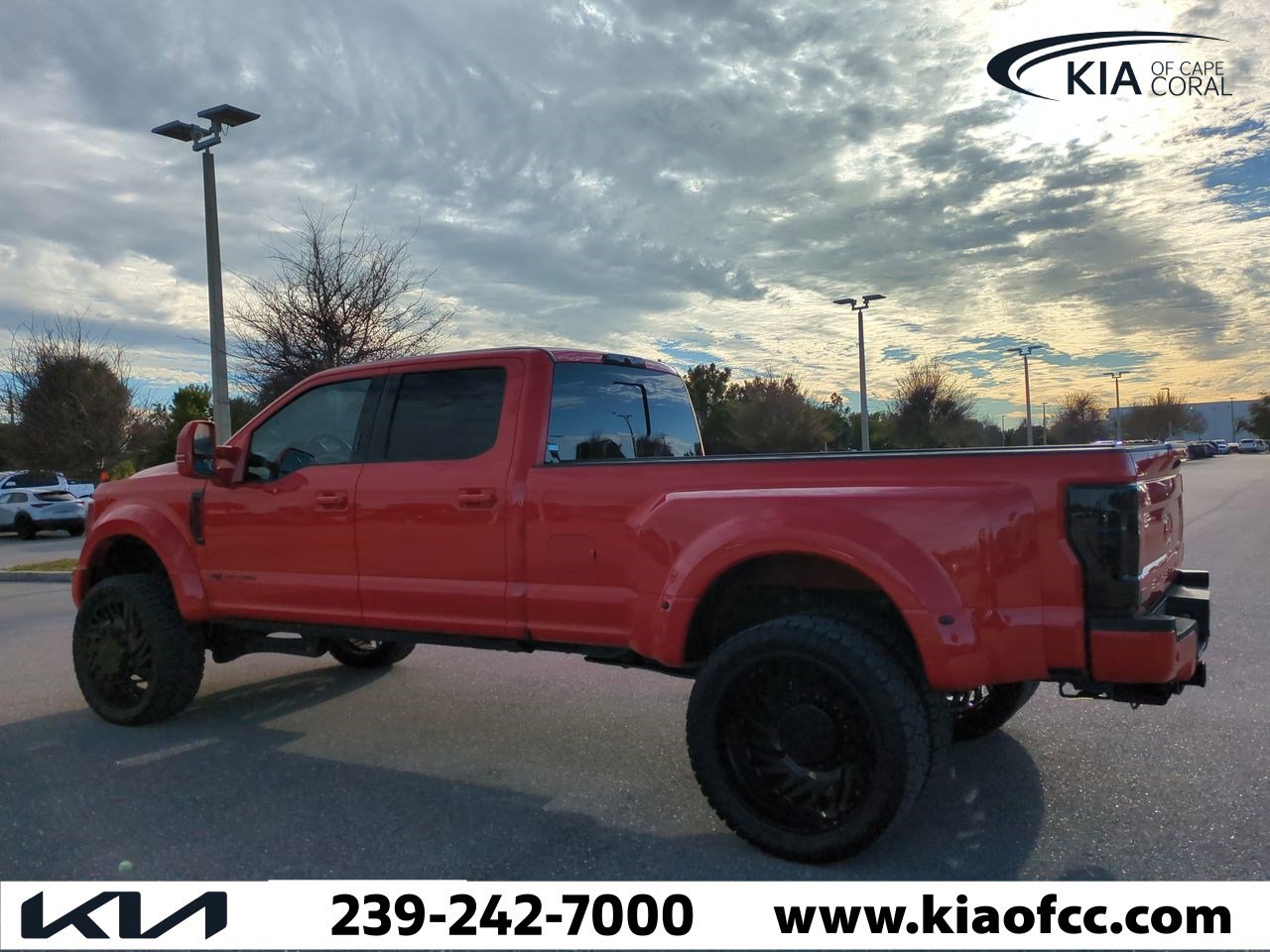 Used 2019 Ford F450 Lariat w/ Lariat Value Package image 7