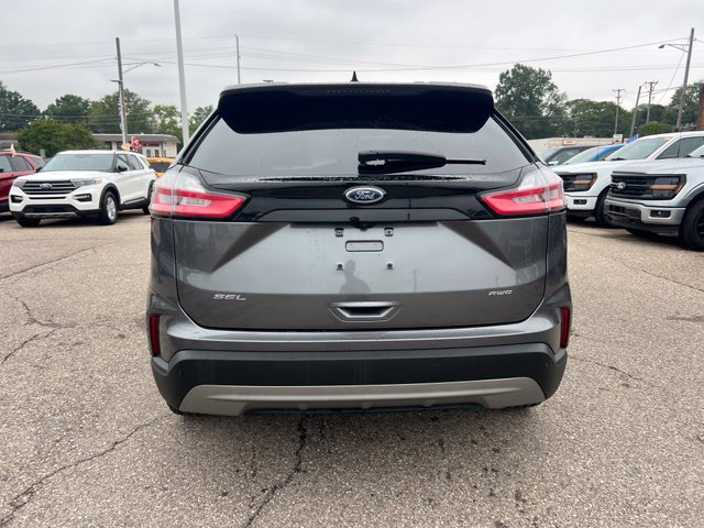 Certified 2024 Ford Edge SEL w/ Convenience Package AWD/4WD image 5