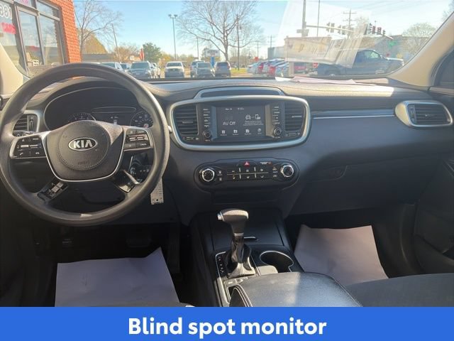 Used 2019 Kia Sorento AWD image 10