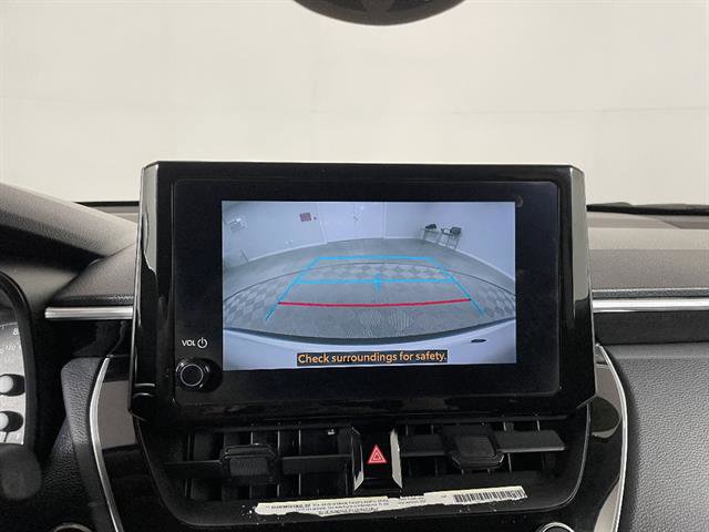 Certified 2023 Toyota Corolla Cross LE image 17