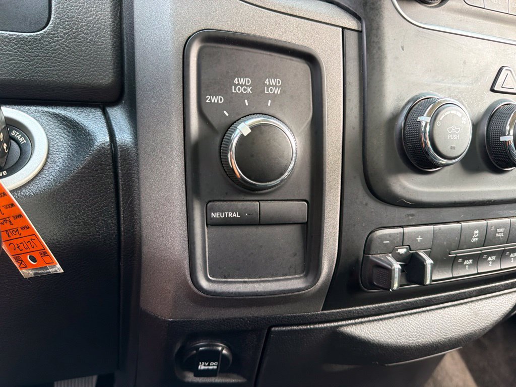 Used 2018 RAM 2500 Tradesman w/ Chrome Appearance Group AWD/4WD image 13