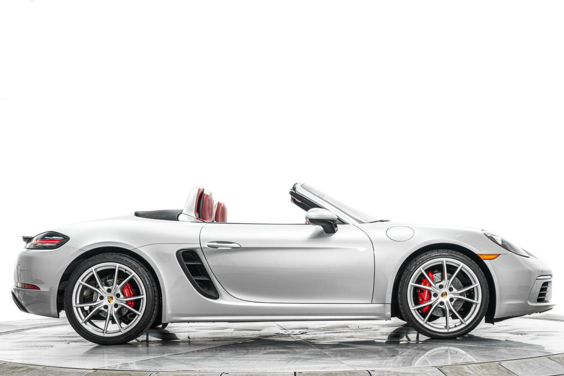 Used 2018 Porsche 718 Boxster S RWD image 44
