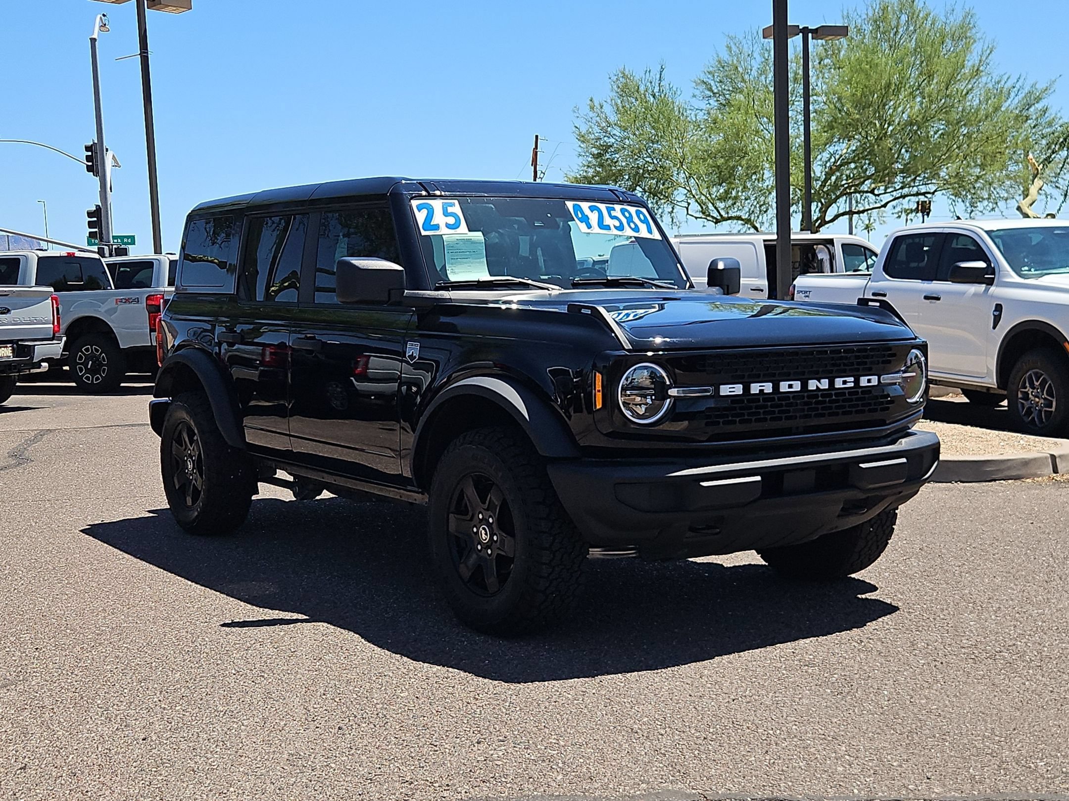 Certified 2025 Ford Bronco Big Bend AWD/4WD image 3