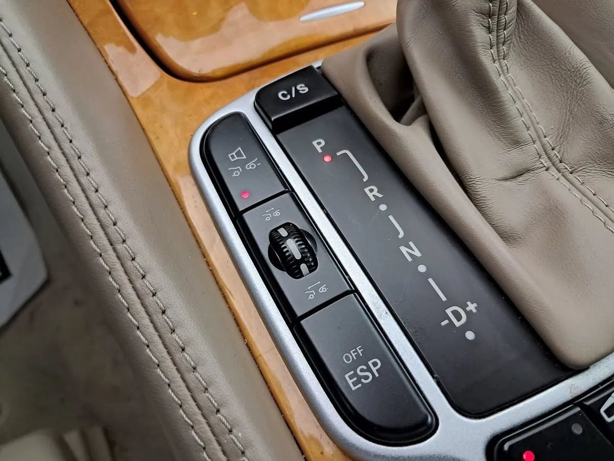 Used 2007 Mercedes-Benz SL 600 image 30