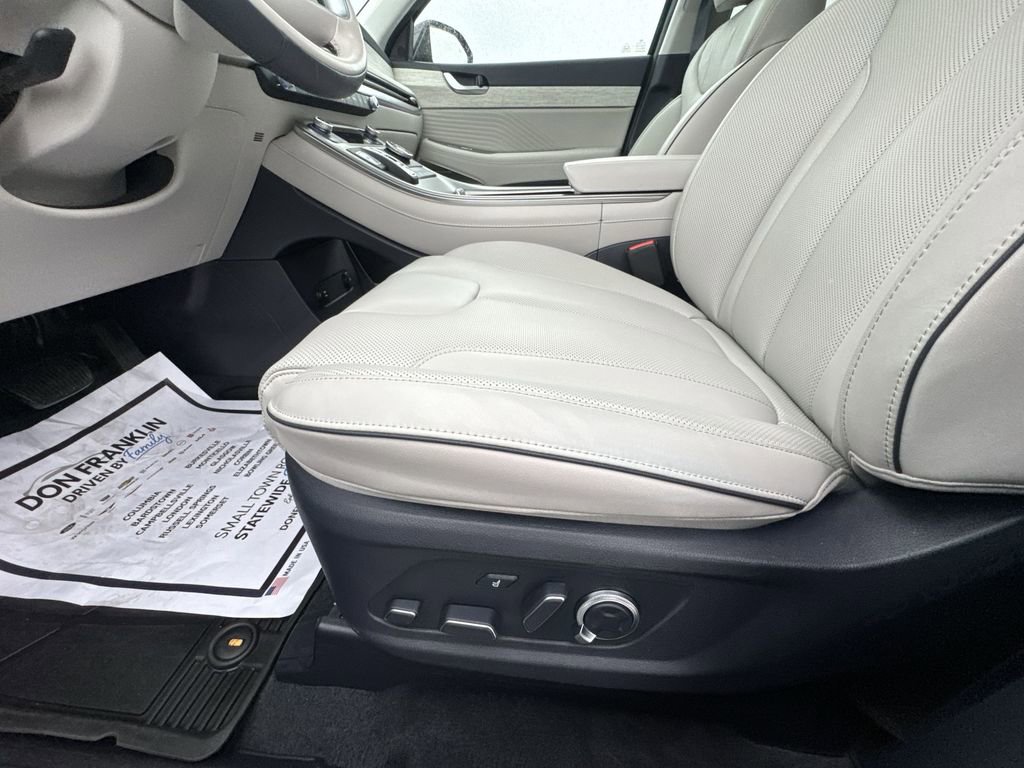 Used 2025 Hyundai Palisade Calligraphy image 12