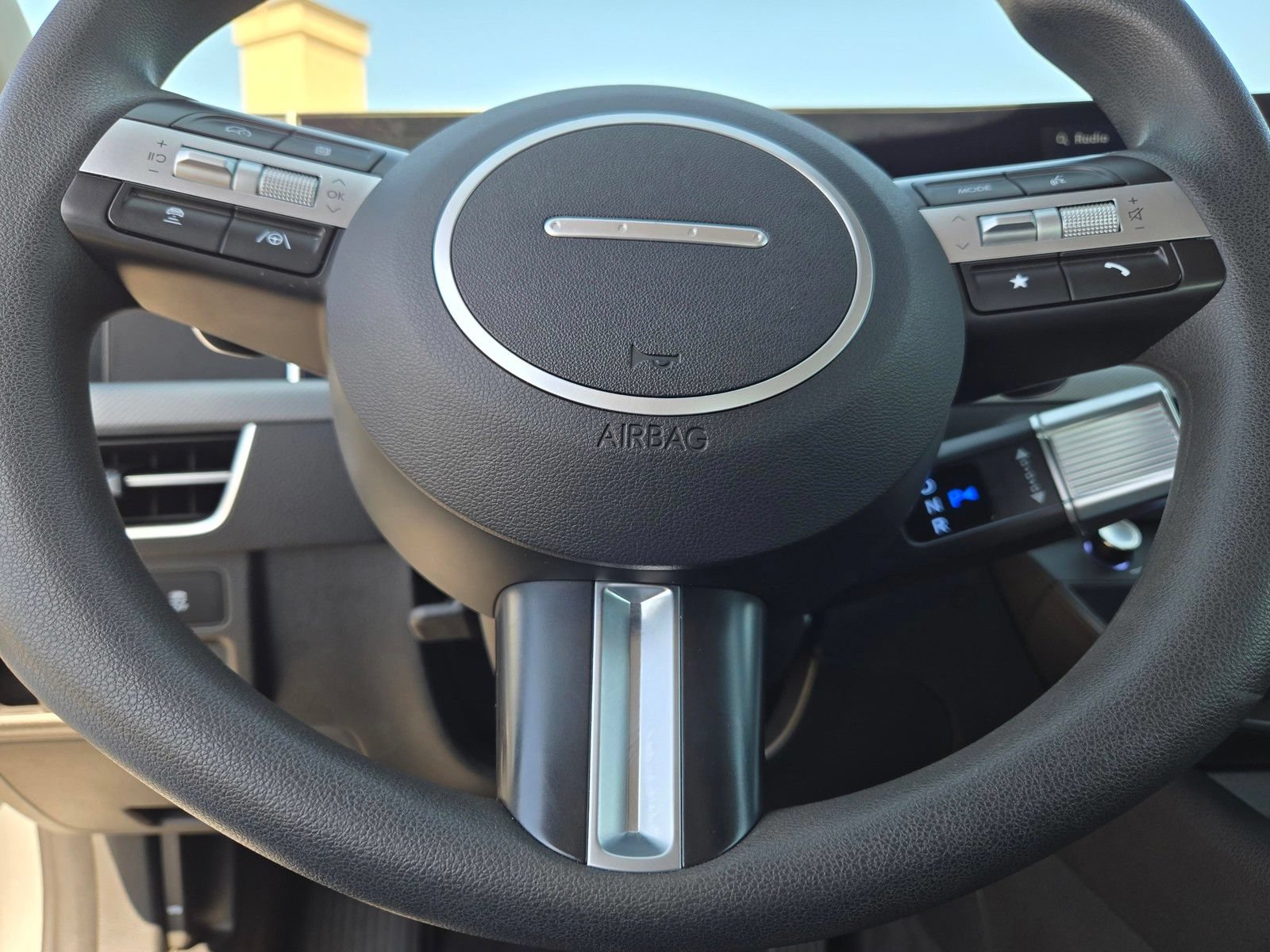 Used 2025 Hyundai Sonata SEL FWD image 25