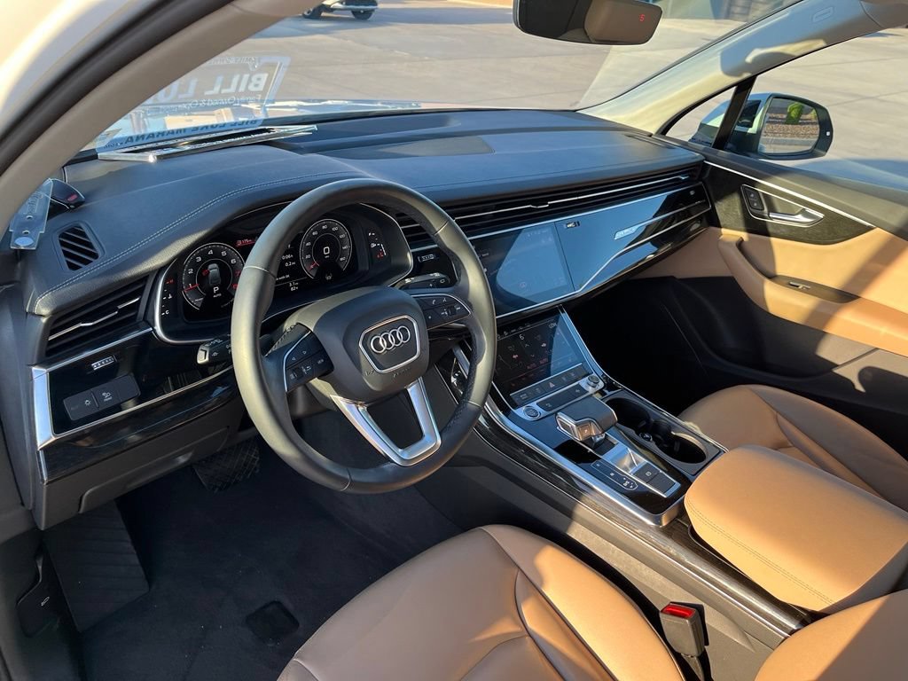 Used 2023 Audi Q7 2.0T Premium w/ Convenience Package AWD/4WD image 13