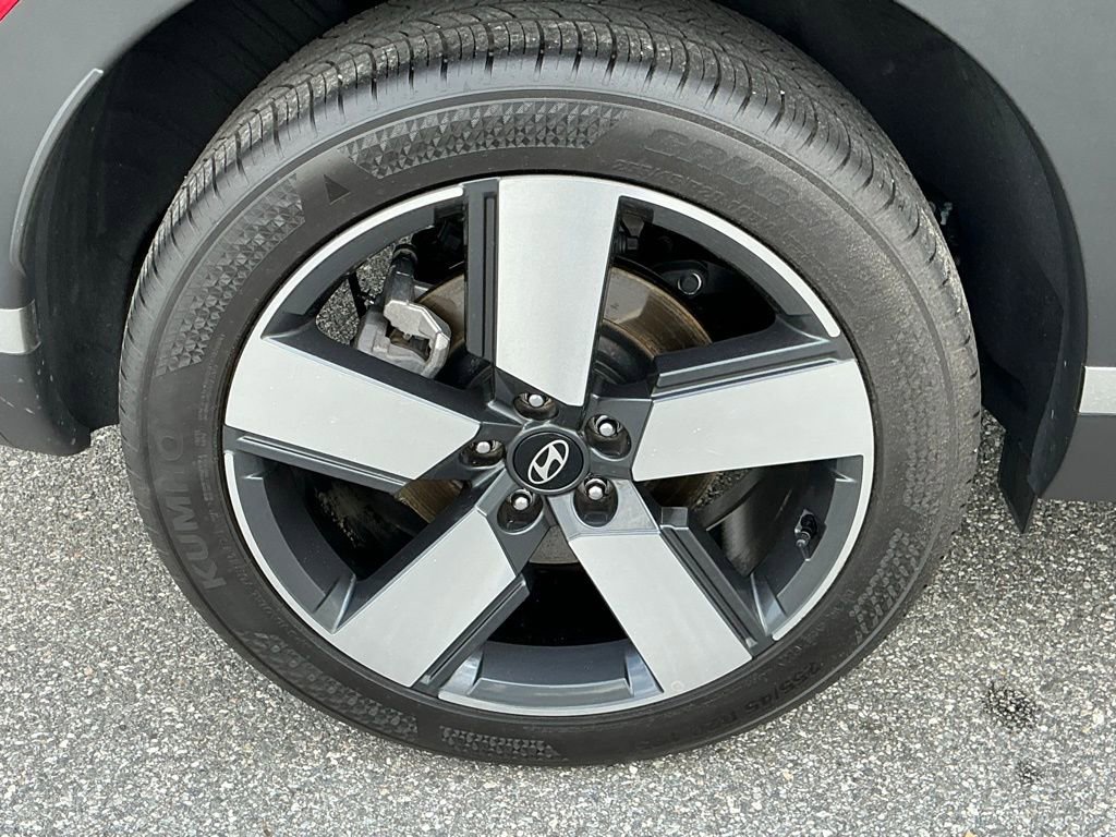 Used 2026 Hyundai Santa Fe Limited image 12