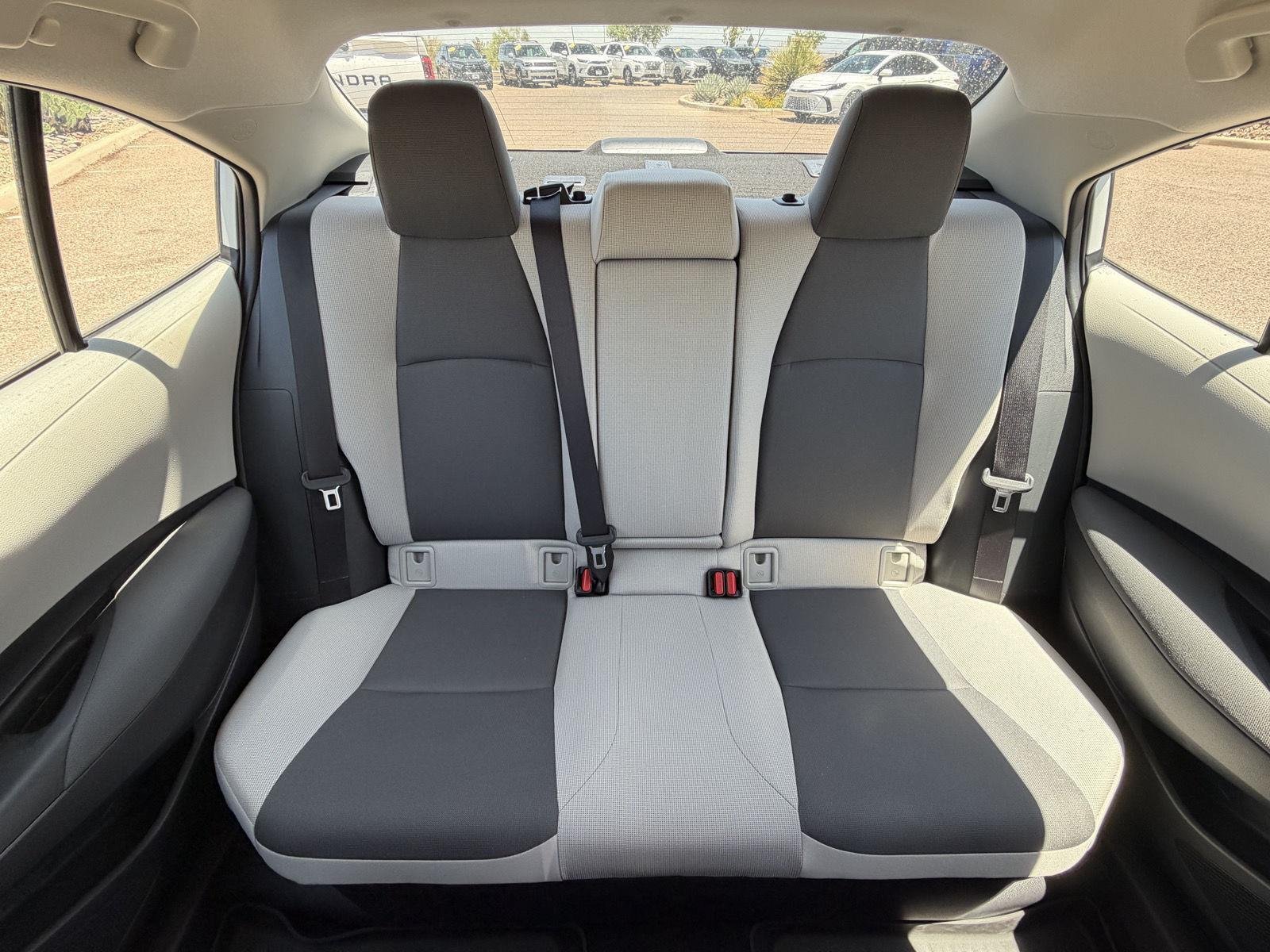 Used 2025 Toyota Corolla LE FWD image 30