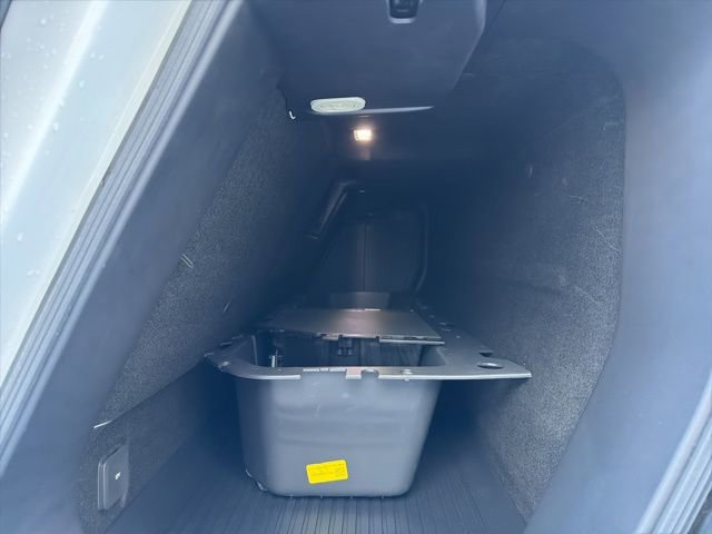 Used 2025 Rivian R1T Adventure image 22