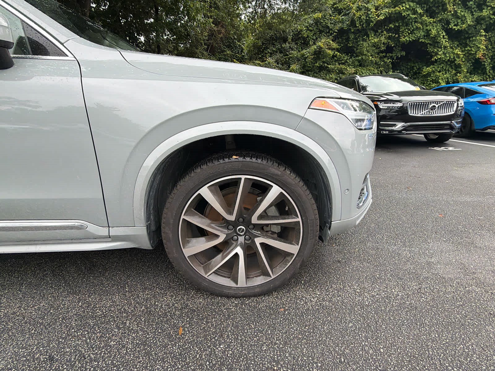 Certified 2025 Volvo XC90 B5 Plus w/ Protection Package Premier AWD/4WD image 54