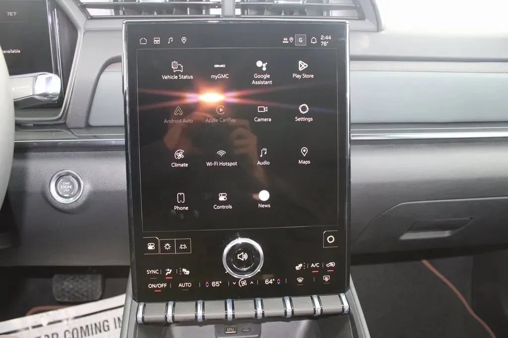 New 2026 GMC Terrain AT4 AWD/4WD image 15