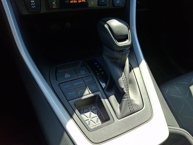 Certified 2024 Toyota RAV4 XLE w/ Convenience Package AWD/4WD image 15