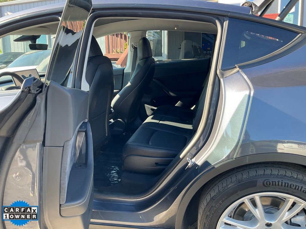 Used 2023 Tesla Model Y Long Range image 7
