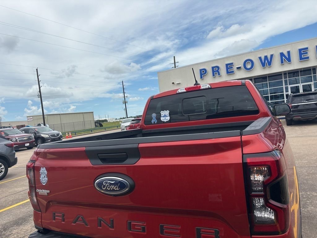 Used 2024 Ford Ranger Lariat w/ FX4 Off-Road Package AWD/4WD image 12