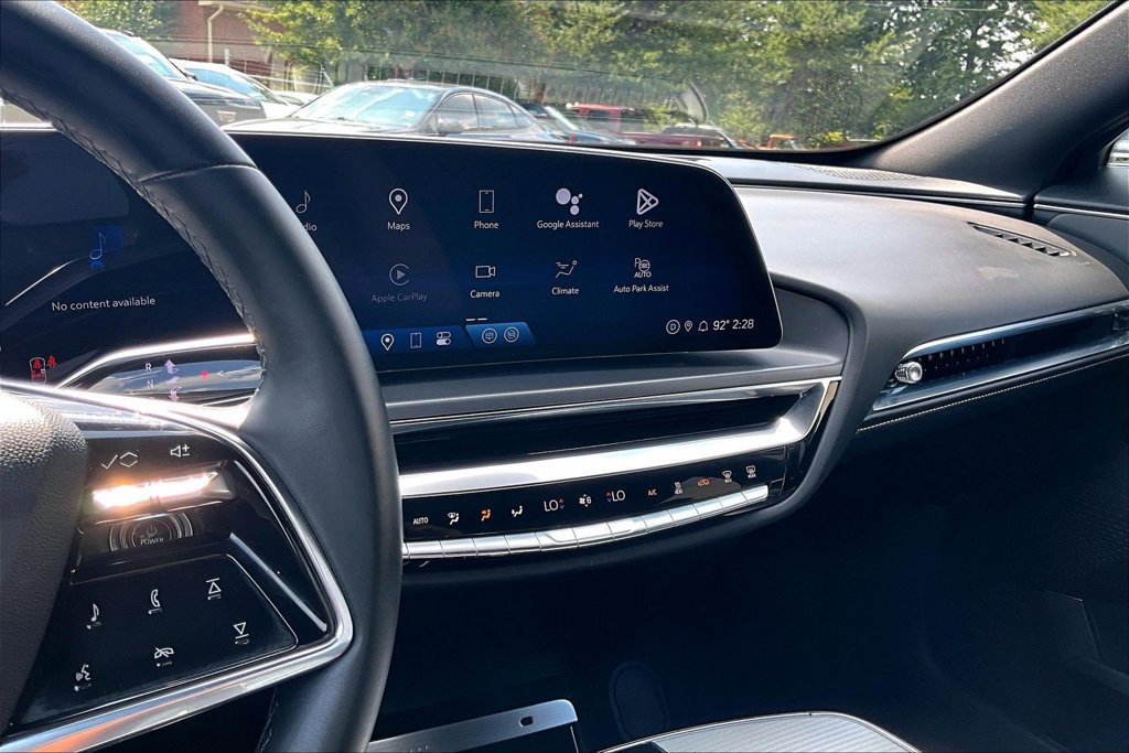 Certified 2024 Cadillac Lyriq Tech w/ Driver Assist Package AWD/4WD image 15