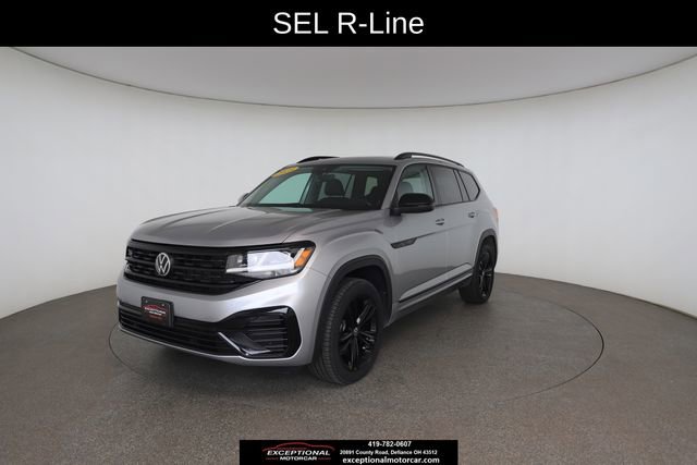 Used 2023 Volkswagen Atlas SEL R-Line image 2