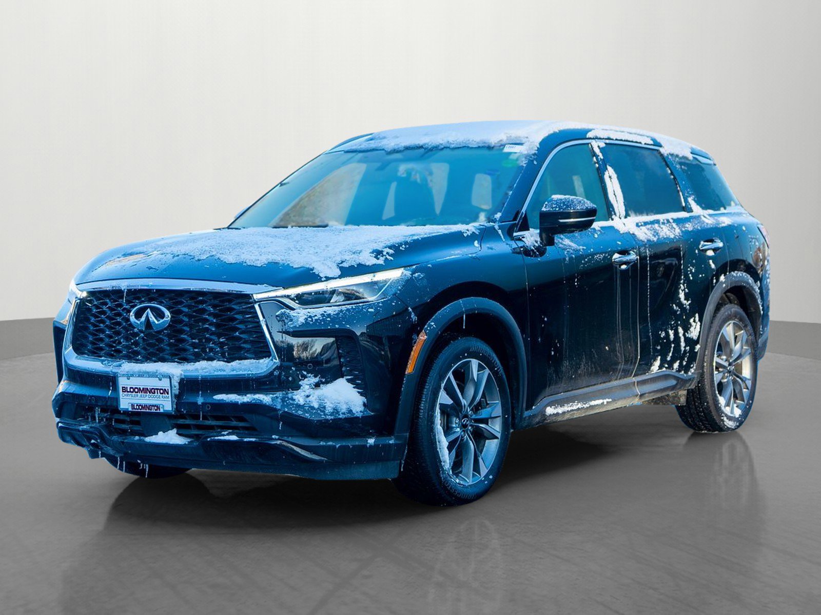 Used 2023 INFINITI QX60 Luxe image 3