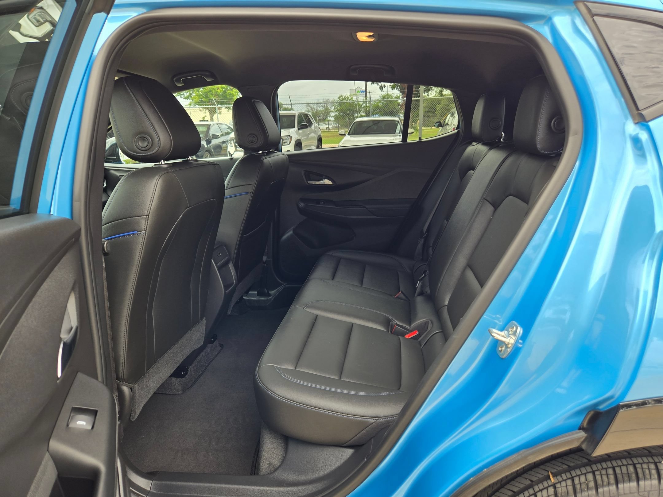 Certified 2025 Buick Envista Sport Touring w/ Convenience I Package FWD image 21