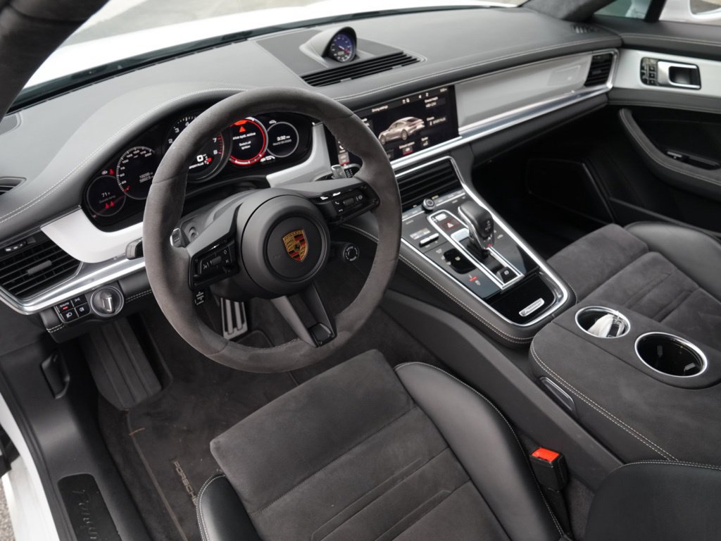 Used 2021 Porsche Panamera GTS AWD/4WD image 34