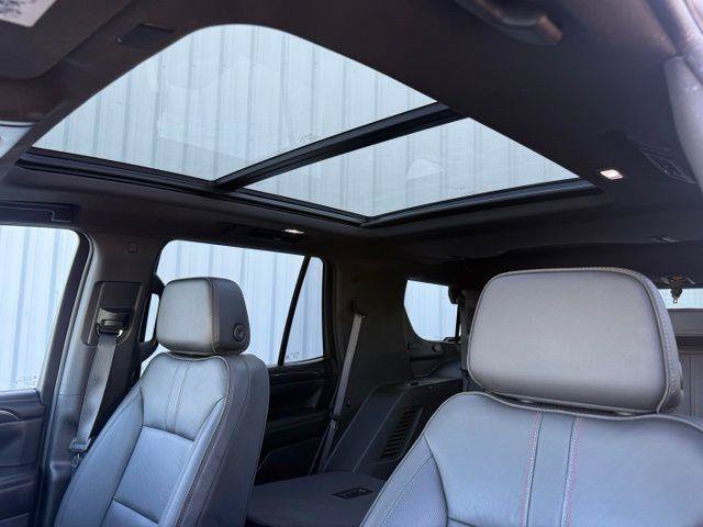 Used 2024 Chevrolet Tahoe RST w/ Luxury Package RWD image 12